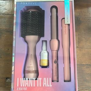 Brand new styling set